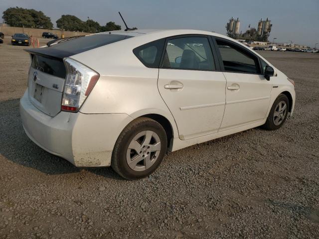 Photo 2 VIN: JTDKN3DU0B1432660 - TOYOTA PRIUS 