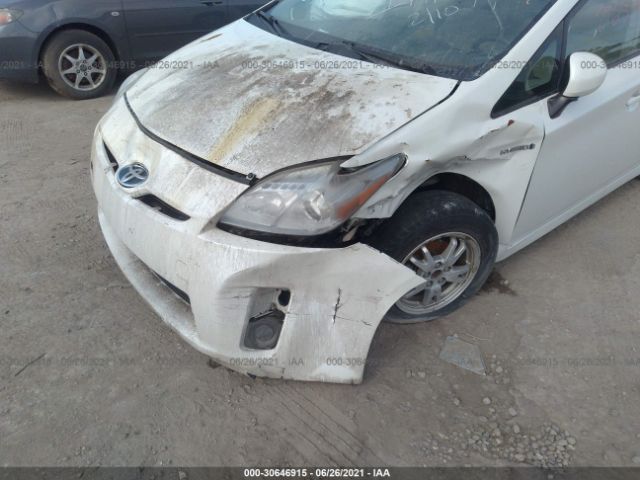 Photo 5 VIN: JTDKN3DU0B1453668 - TOYOTA PRIUS 