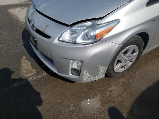 Photo 8 VIN: JTDKN3DU0B1465125 - TOYOTA PRIUS 