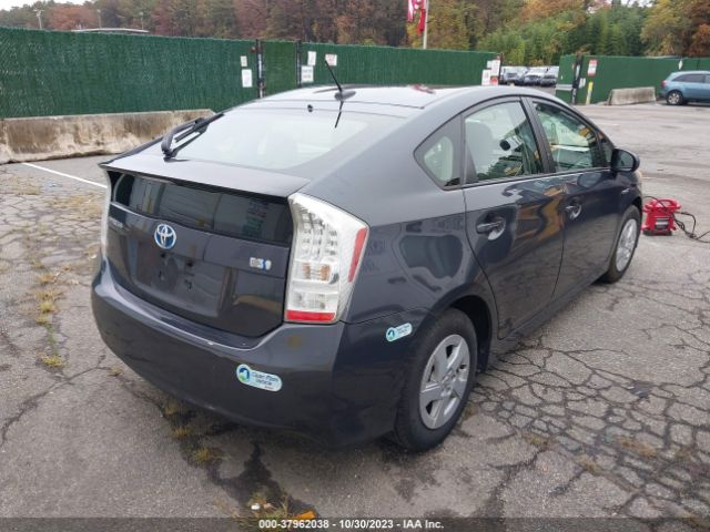 Photo 3 VIN: JTDKN3DU0B5305710 - TOYOTA PRIUS 