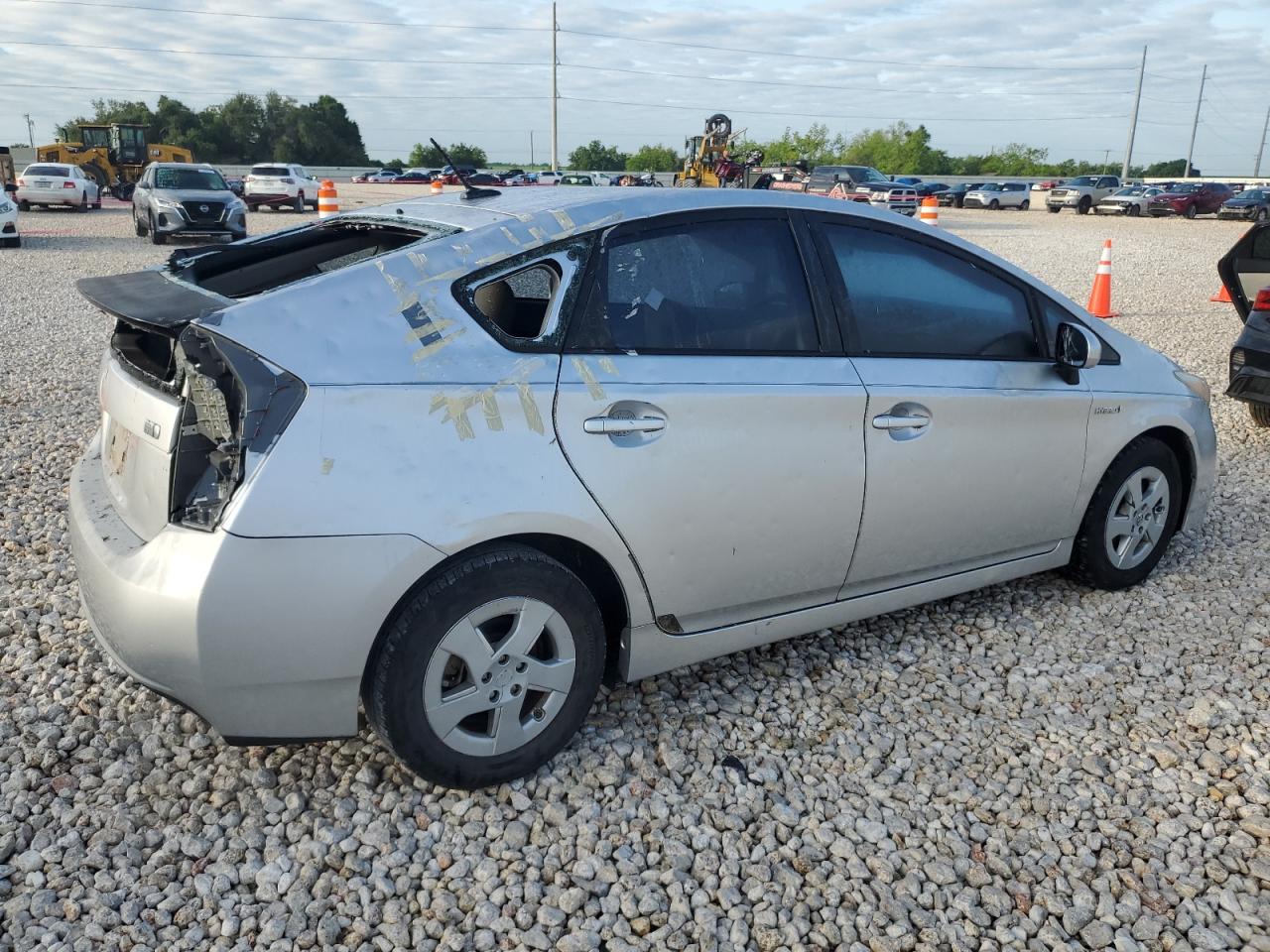 Photo 2 VIN: JTDKN3DU0B5316013 - TOYOTA PRIUS 