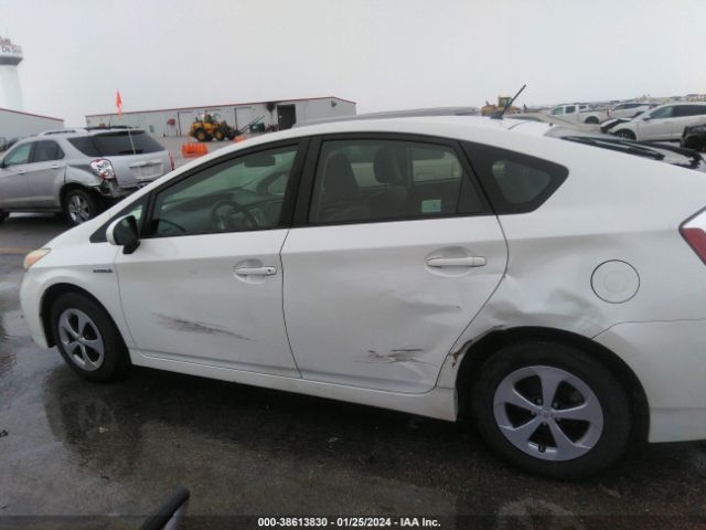 Photo 5 VIN: JTDKN3DU0C1506340 - TOYOTA PRIUS 