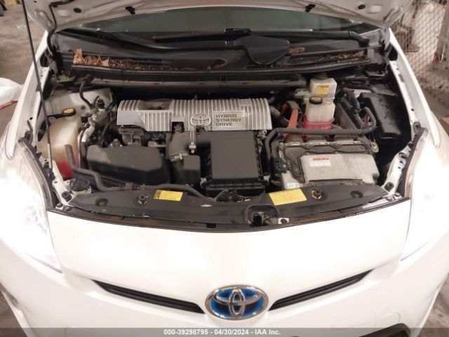 Photo 9 VIN: JTDKN3DU0C1553657 - TOYOTA PRIUS 