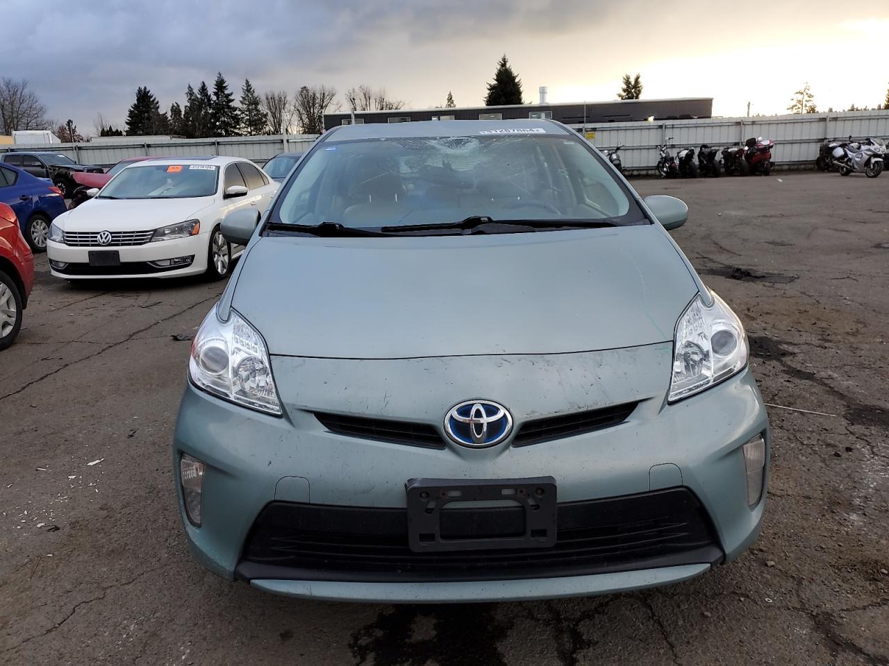 Photo 4 VIN: JTDKN3DU0C5423449 - TOYOTA PRIUS 