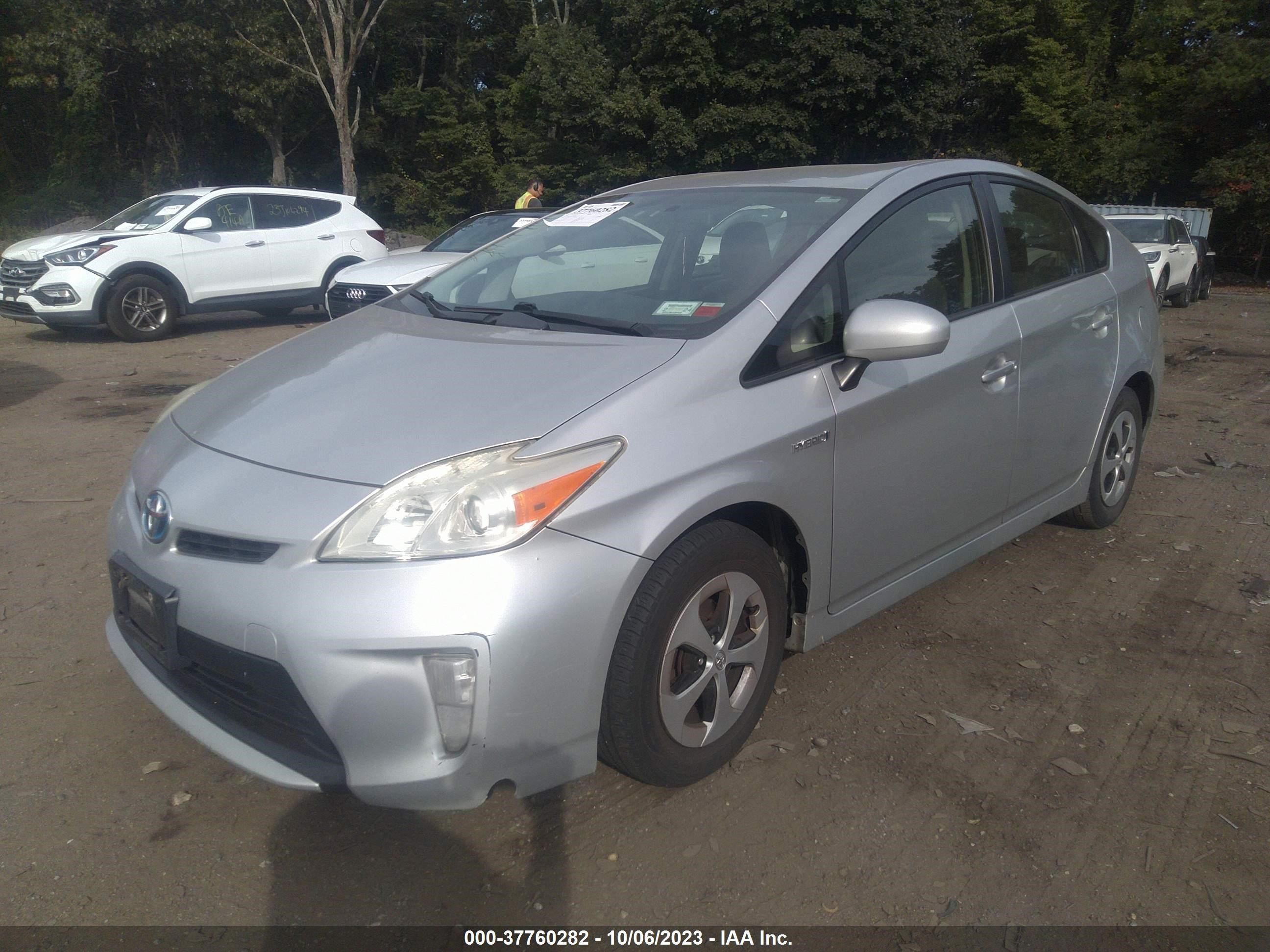 Photo 1 VIN: JTDKN3DU0C5469590 - TOYOTA PRIUS 