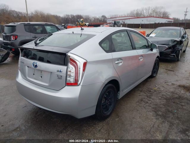 Photo 3 VIN: JTDKN3DU0D0347066 - TOYOTA PRIUS 