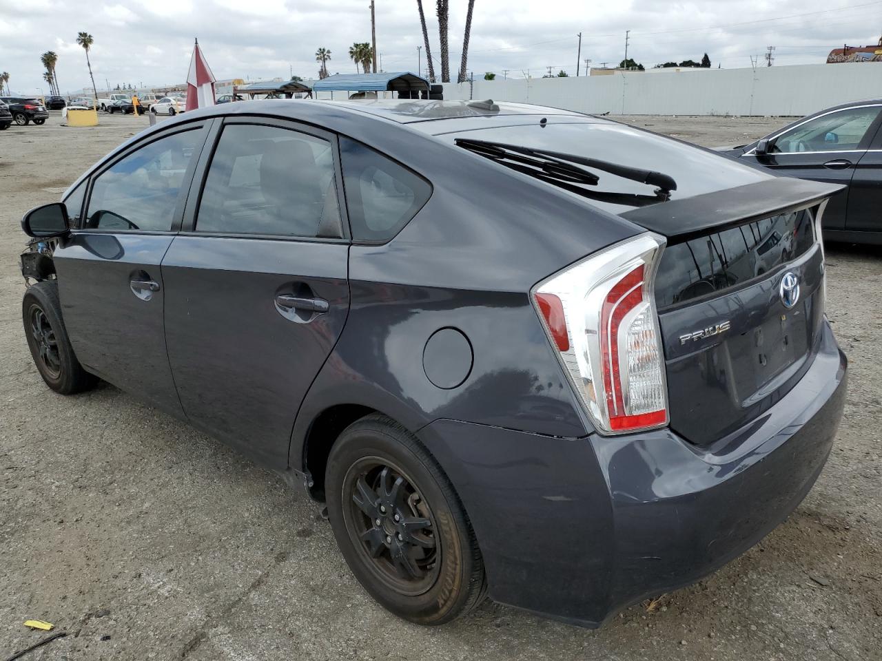 Photo 1 VIN: JTDKN3DU0D1635602 - TOYOTA PRIUS 