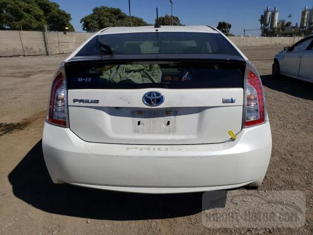 Photo 5 VIN: JTDKN3DU0D1692785 - TOYOTA PRIUS 