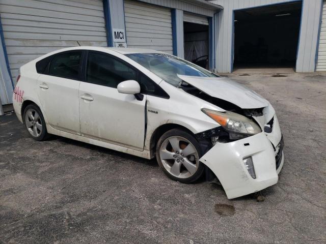 Photo 3 VIN: JTDKN3DU0D1713974 - TOYOTA PRIUS 