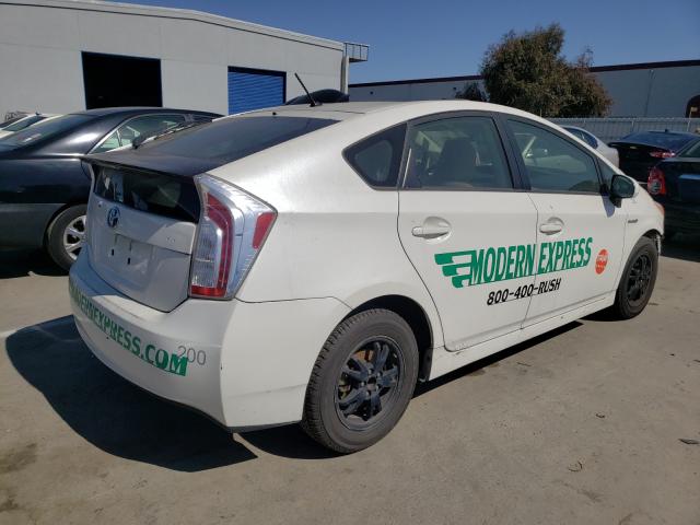 Photo 3 VIN: JTDKN3DU0D5550932 - TOYOTA PRIUS 