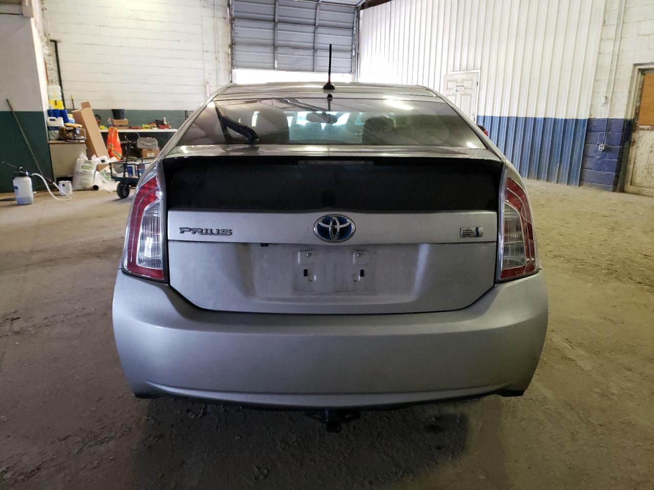 Photo 5 VIN: JTDKN3DU0D5618405 - TOYOTA PRIUS 