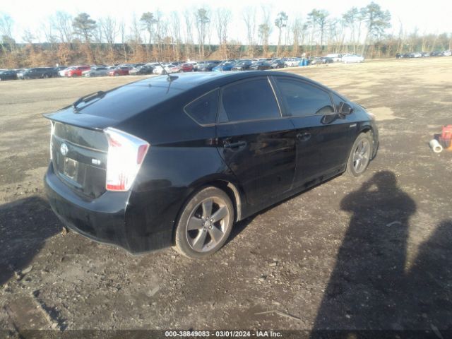 Photo 3 VIN: JTDKN3DU0D5620963 - TOYOTA PRIUS 