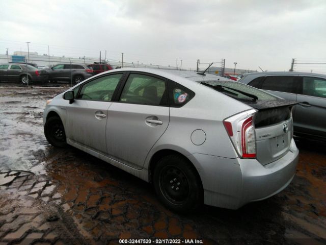 Photo 2 VIN: JTDKN3DU0D5628657 - TOYOTA PRIUS 