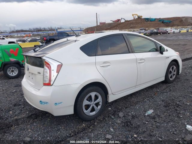 Photo 3 VIN: JTDKN3DU0D5689782 - TOYOTA PRIUS 