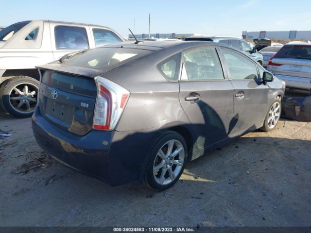 Photo 3 VIN: JTDKN3DU0E0361728 - TOYOTA PRIUS 