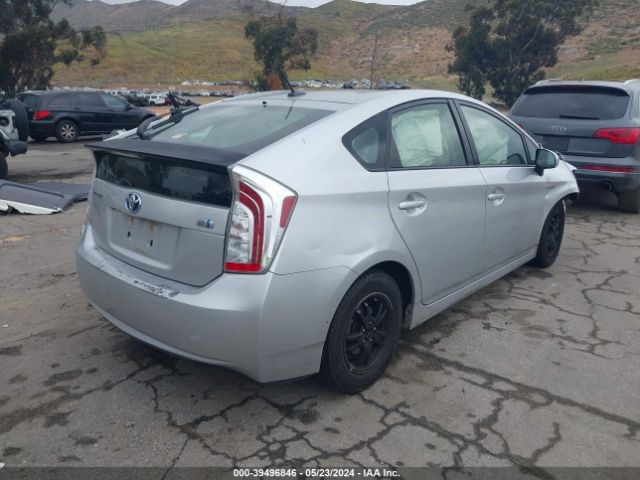 Photo 3 VIN: JTDKN3DU0E0362863 - TOYOTA PRIUS 