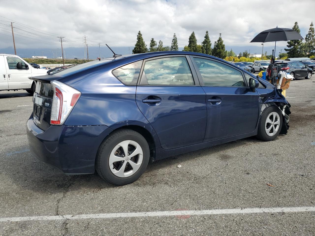 Photo 2 VIN: JTDKN3DU0F0412338 - TOYOTA PRIUS 