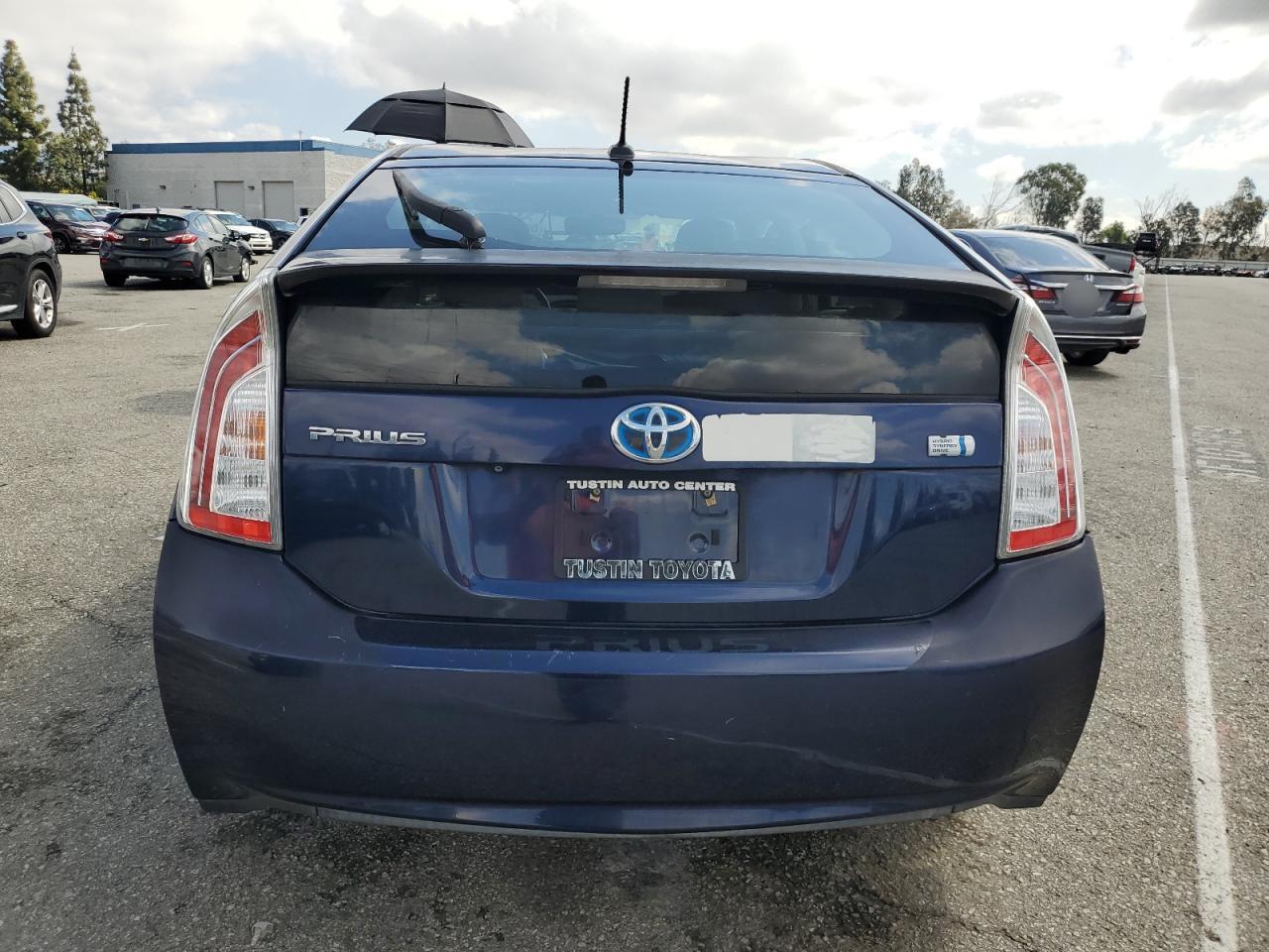 Photo 5 VIN: JTDKN3DU0F0412338 - TOYOTA PRIUS 