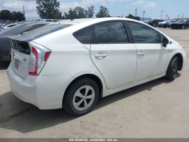 Photo 3 VIN: JTDKN3DU0F0450846 - TOYOTA PRIUS 