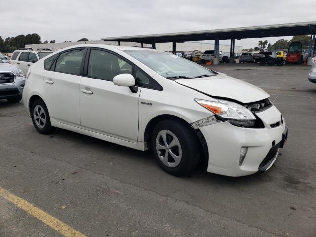 Photo 3 VIN: JTDKN3DU0F0470272 - TOYOTA PRIUS 