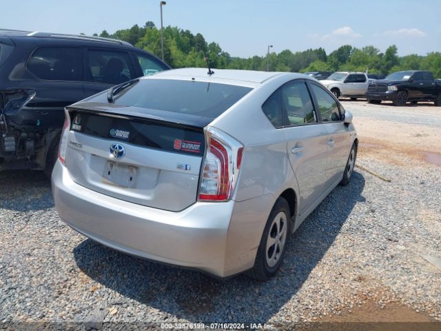 Photo 3 VIN: JTDKN3DU0F1906211 - TOYOTA PRIUS 