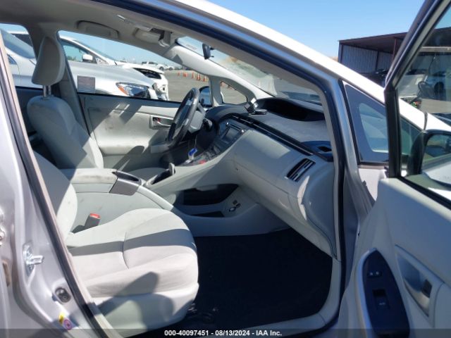 Photo 4 VIN: JTDKN3DU0F1931609 - TOYOTA PRIUS 