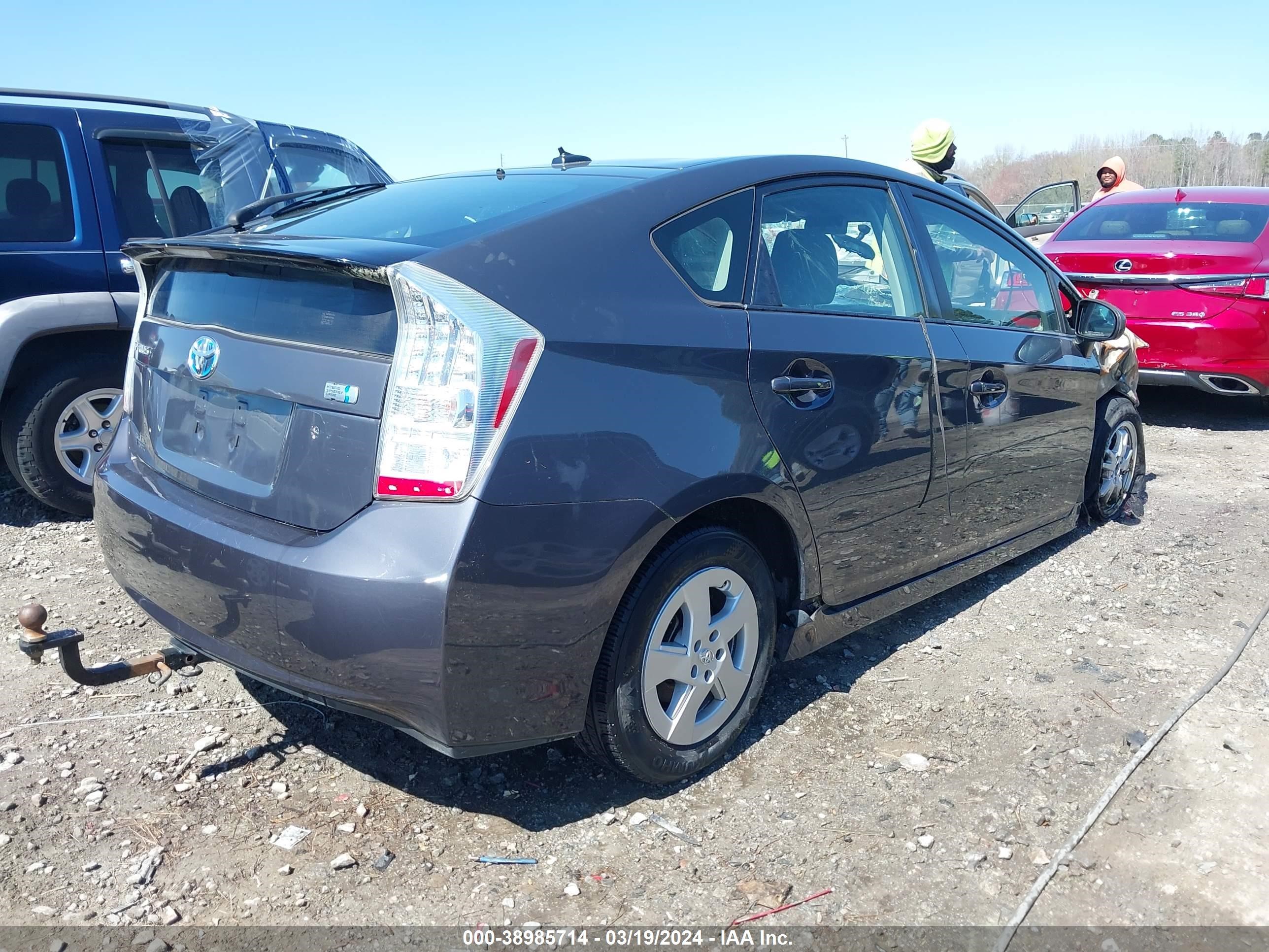 Photo 3 VIN: JTDKN3DU1A0038041 - TOYOTA PRIUS 