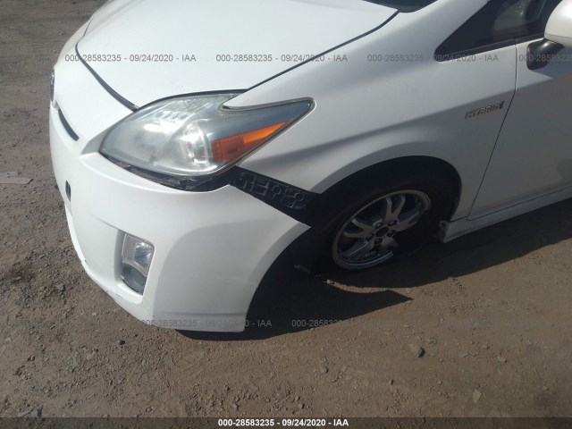 Photo 5 VIN: JTDKN3DU1A0118391 - TOYOTA PRIUS 