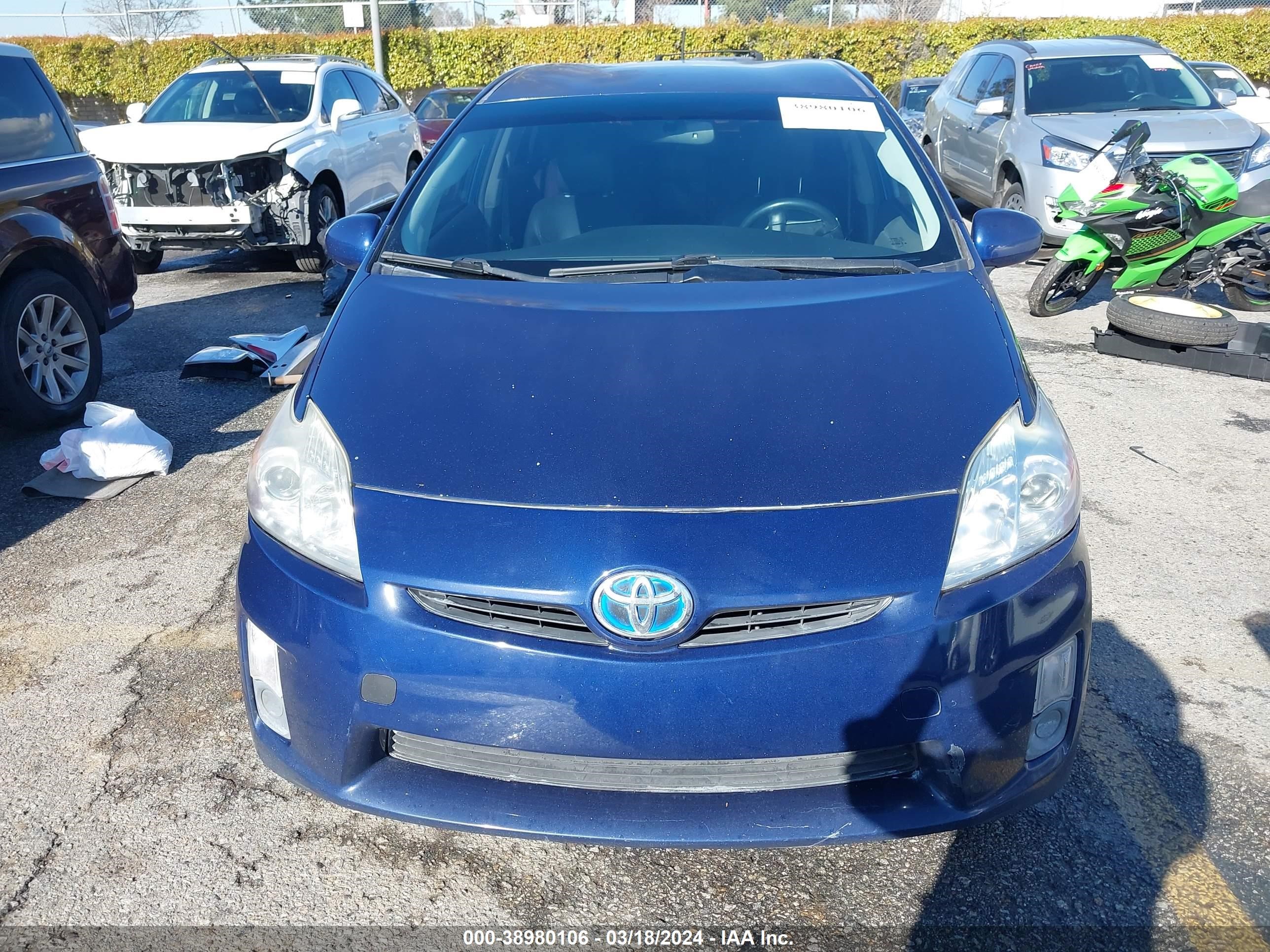 Photo 12 VIN: JTDKN3DU1A0124823 - TOYOTA PRIUS 