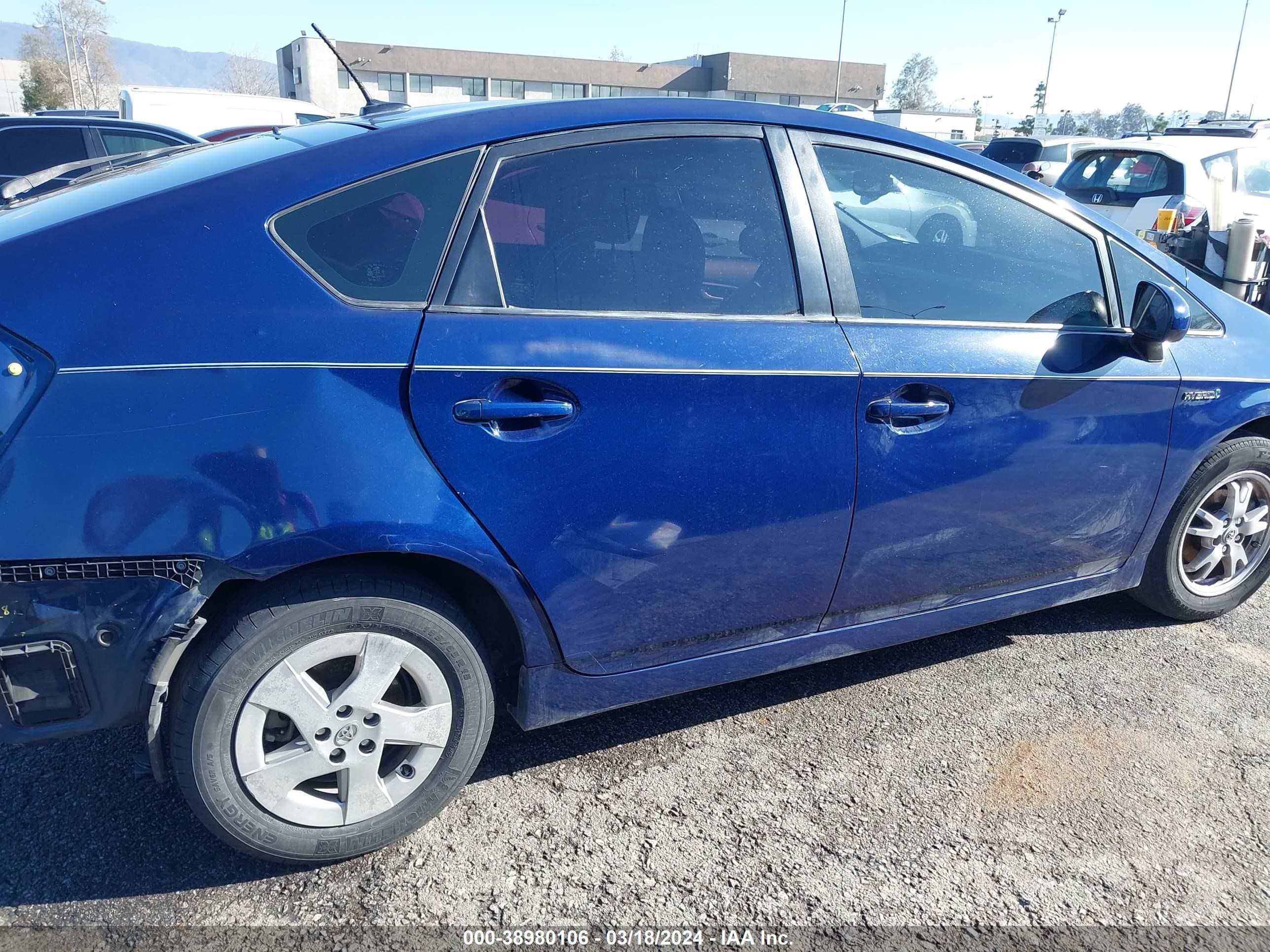 Photo 13 VIN: JTDKN3DU1A0124823 - TOYOTA PRIUS 