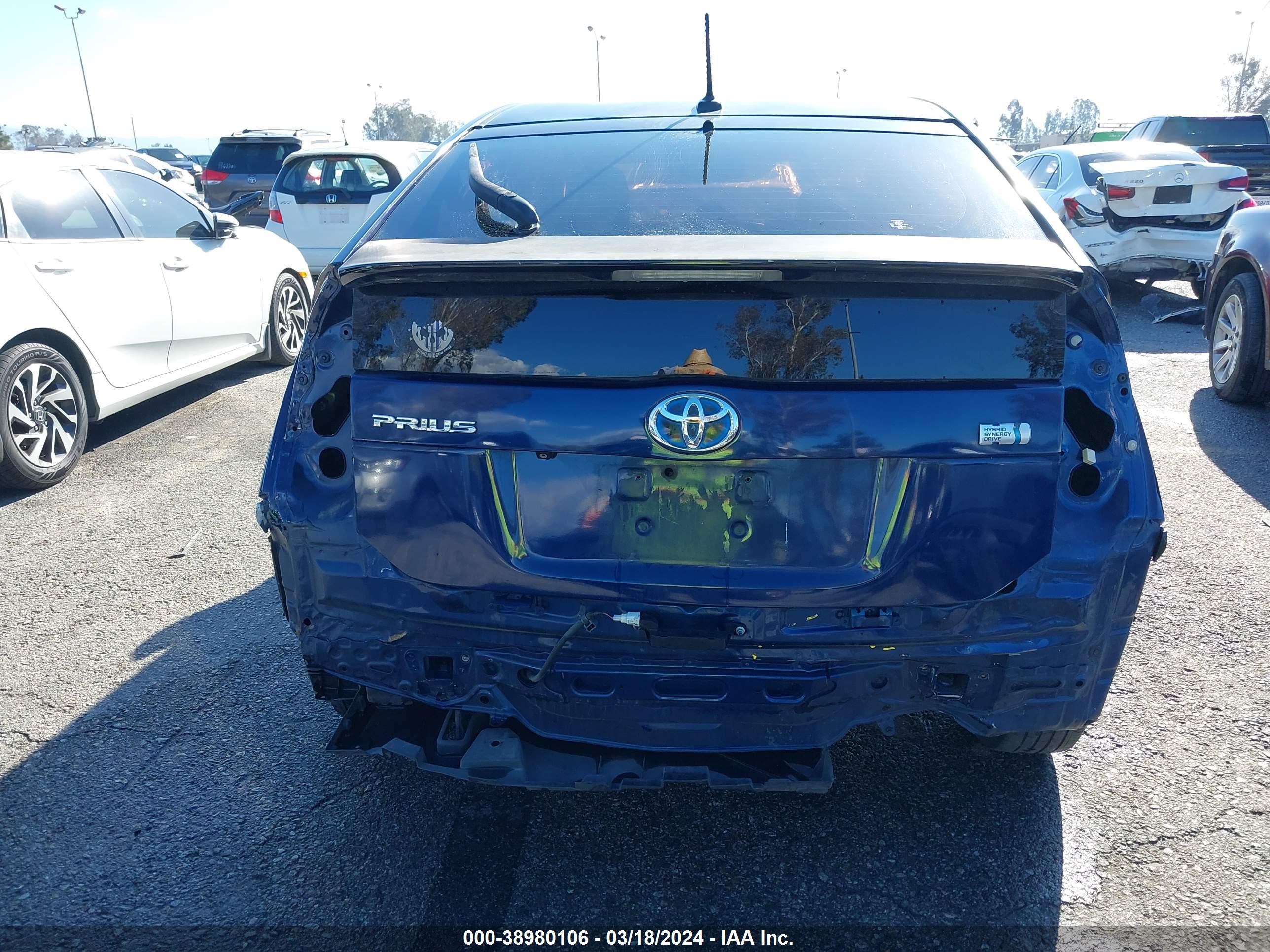 Photo 16 VIN: JTDKN3DU1A0124823 - TOYOTA PRIUS 