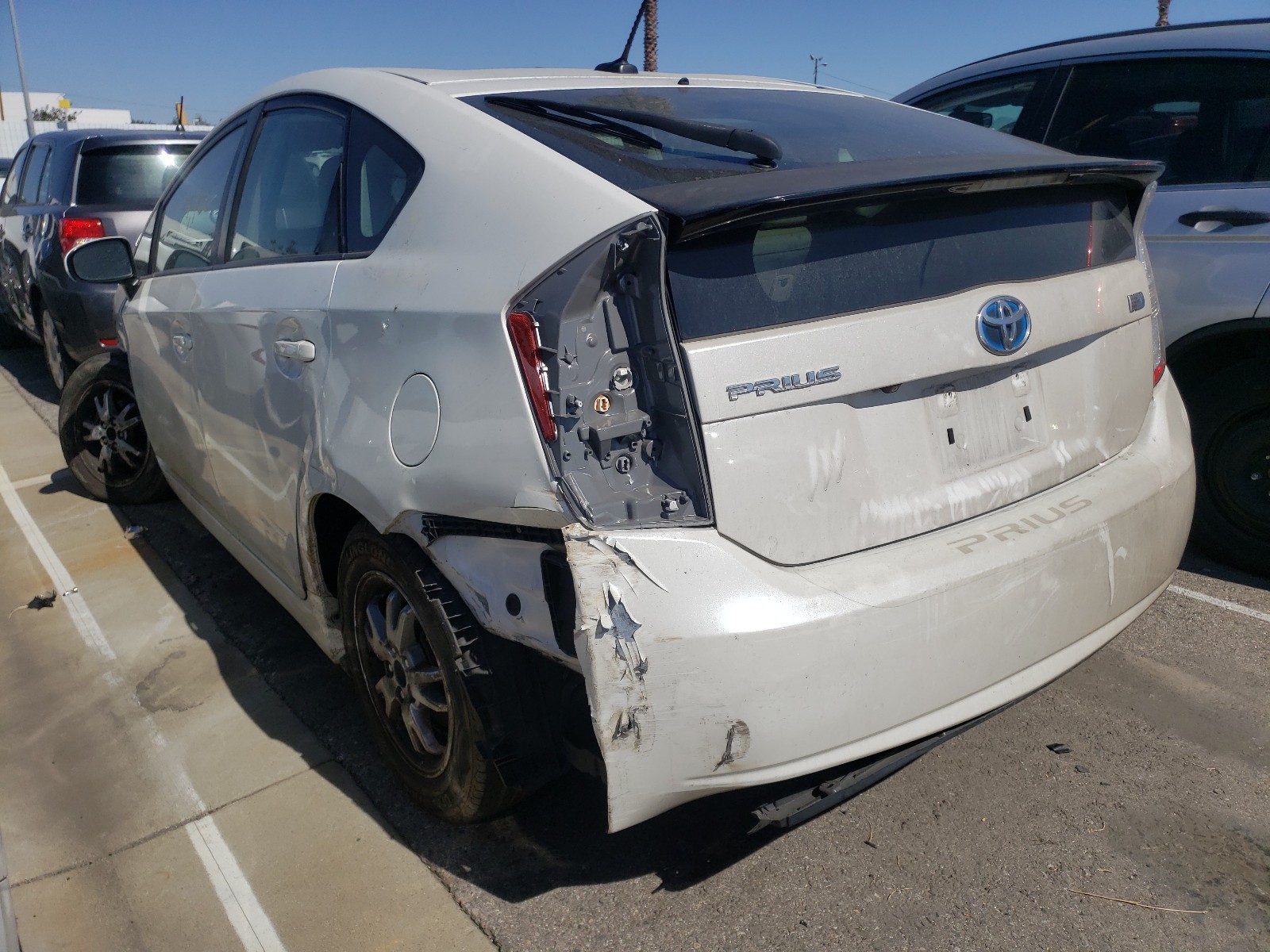 Photo 2 VIN: JTDKN3DU1A0156140 - TOYOTA PRIUS 