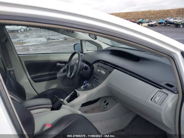 Photo 4 VIN: JTDKN3DU1A0160799 - TOYOTA PRIUS 