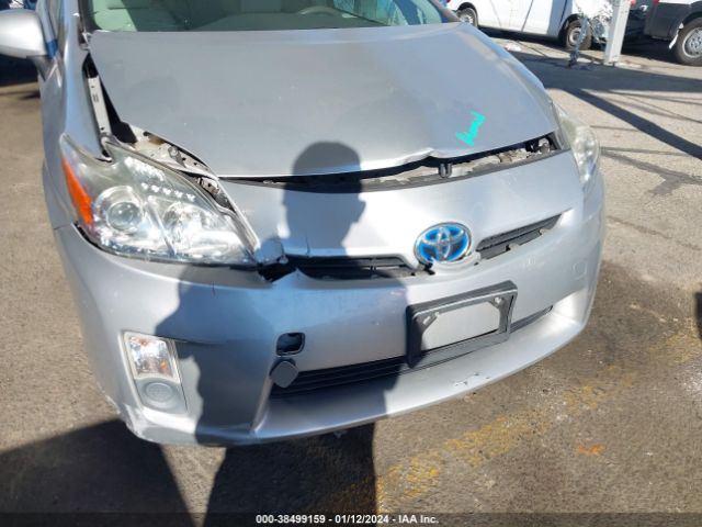 Photo 5 VIN: JTDKN3DU1B0325820 - TOYOTA PRIUS 