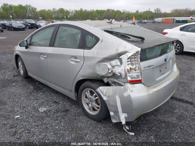 Photo 2 VIN: JTDKN3DU1B1376325 - TOYOTA PRIUS 