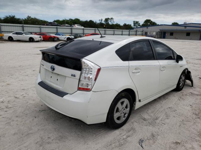 Photo 3 VIN: JTDKN3DU1B1465778 - TOYOTA PRIUS 