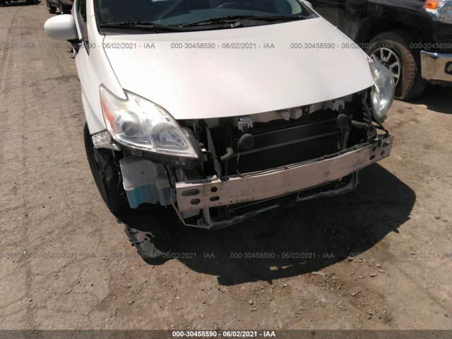 Photo 5 VIN: JTDKN3DU1C1552775 - TOYOTA PRIUS 