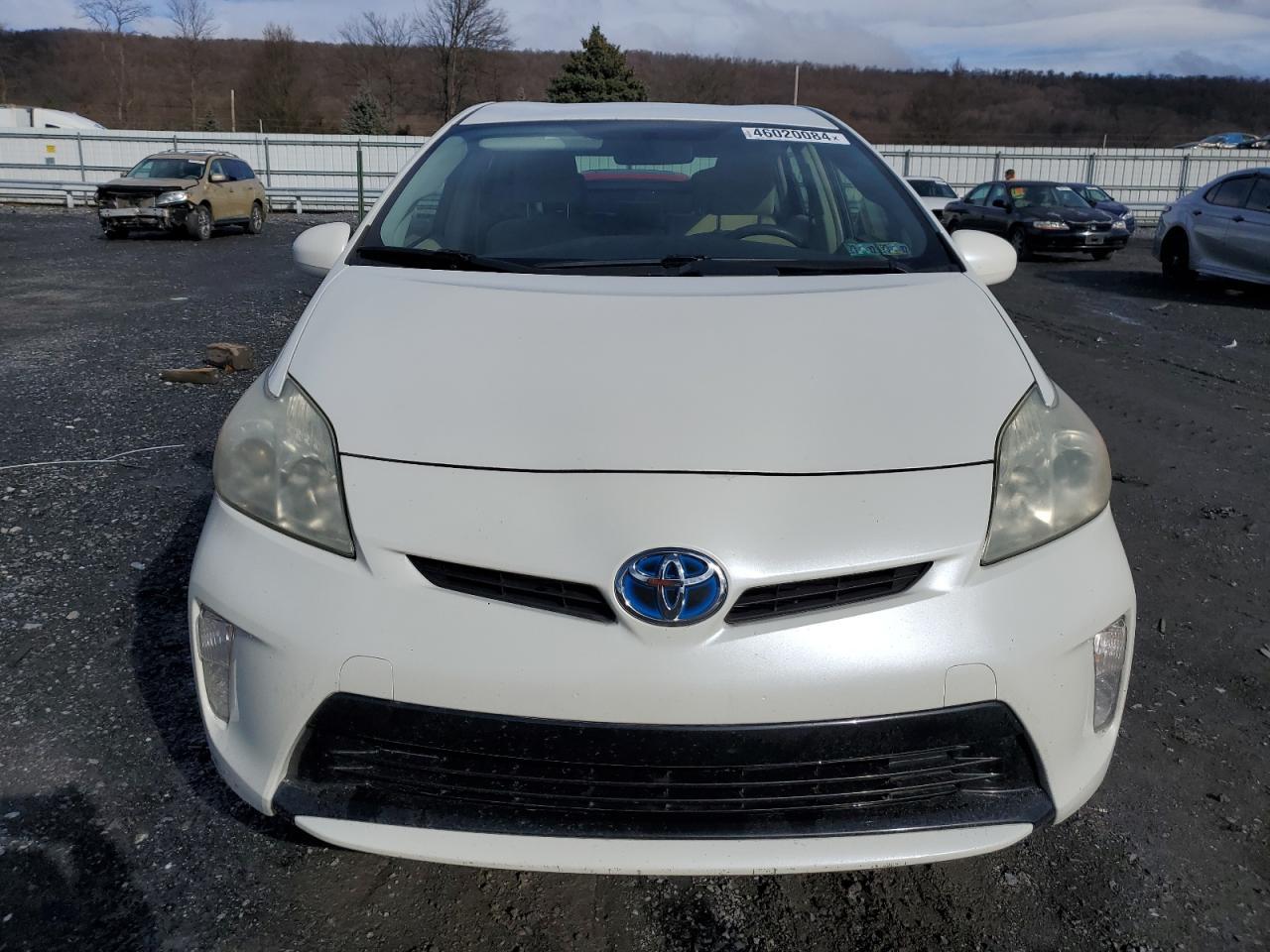 Photo 5 VIN: JTDKN3DU1C1608701 - TOYOTA PRIUS 