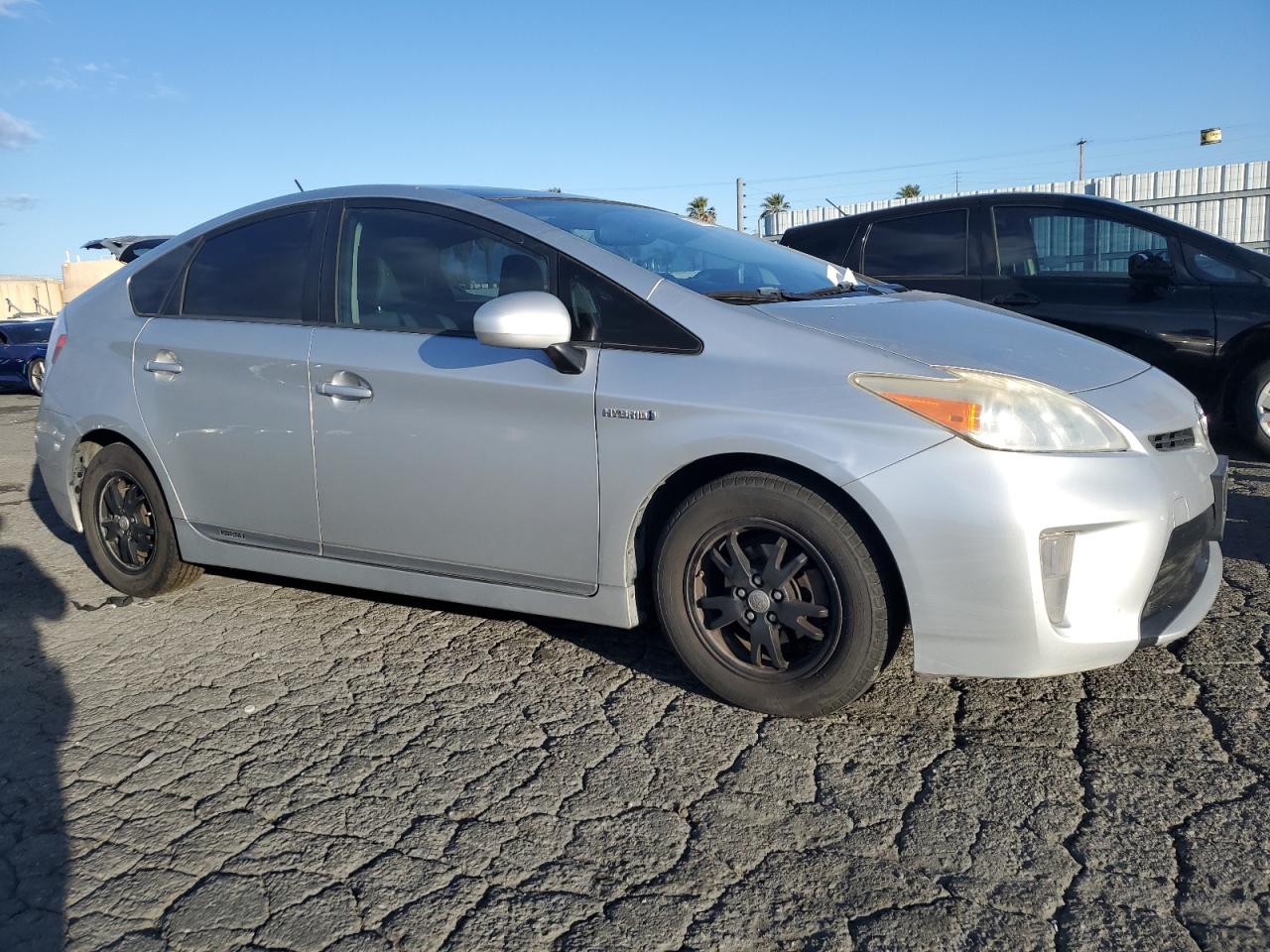 Photo 3 VIN: JTDKN3DU1C5377095 - TOYOTA PRIUS 