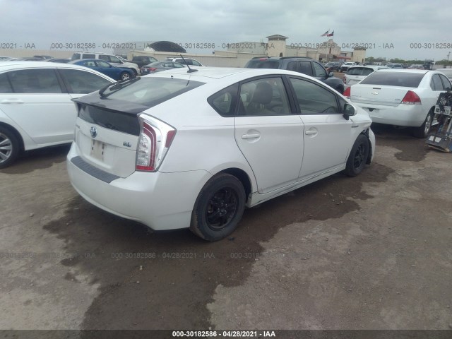 Photo 3 VIN: JTDKN3DU1C5396245 - TOYOTA PRIUS 