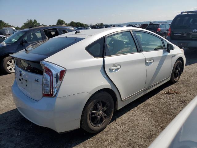 Photo 2 VIN: JTDKN3DU1C5482462 - TOYOTA PRIUS 