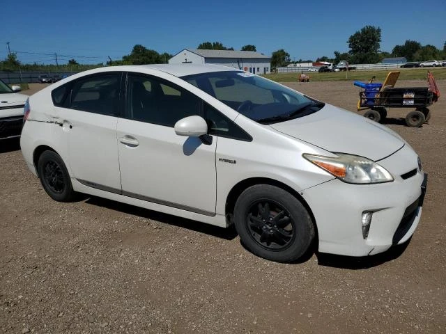 Photo 3 VIN: JTDKN3DU1C5488018 - TOYOTA PRIUS 