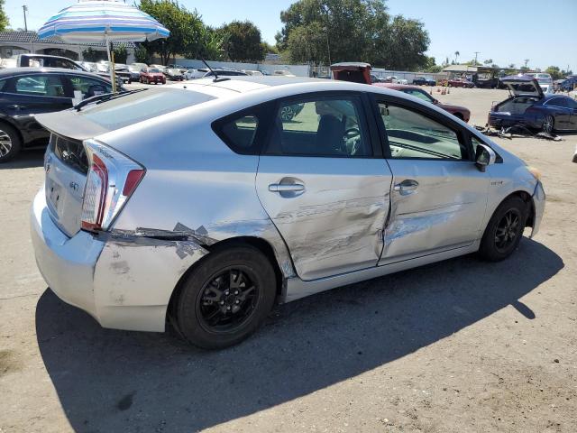 Photo 2 VIN: JTDKN3DU1C5488679 - TOYOTA PRIUS 