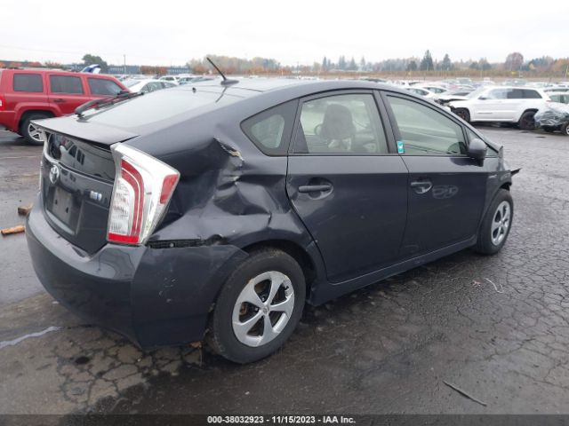 Photo 3 VIN: JTDKN3DU1D1660895 - TOYOTA PRIUS 