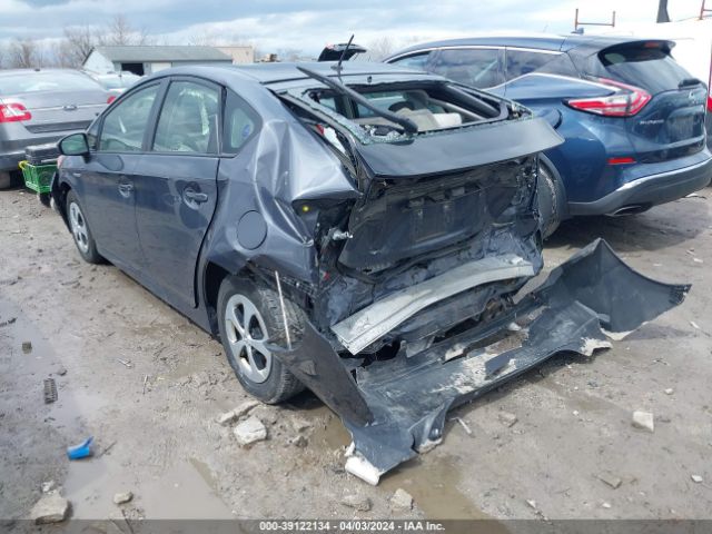 Photo 2 VIN: JTDKN3DU1D5582563 - TOYOTA PRIUS 