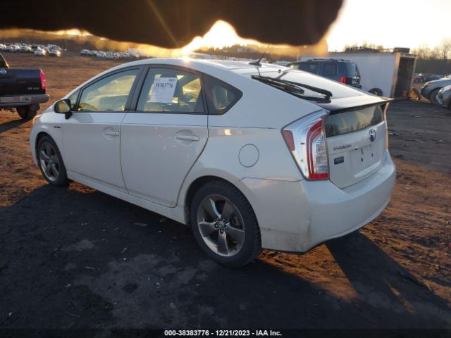 Photo 2 VIN: JTDKN3DU1D5596401 - TOYOTA PRIUS 