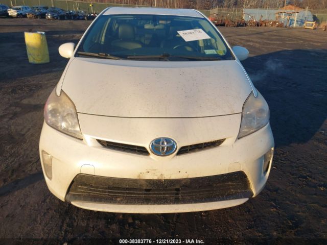 Photo 5 VIN: JTDKN3DU1D5596401 - TOYOTA PRIUS 