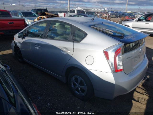 Photo 2 VIN: JTDKN3DU1D5597161 - TOYOTA PRIUS 