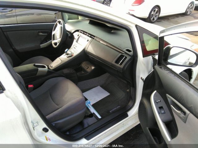 Photo 4 VIN: JTDKN3DU1D5609860 - TOYOTA PRIUS 