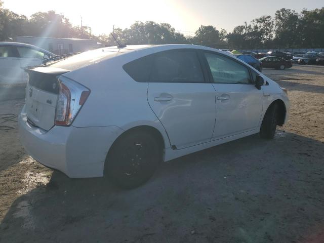 Photo 2 VIN: JTDKN3DU1D5636735 - TOYOTA PRIUS 